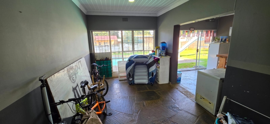 3 Bedroom Property for Sale in Declercqville North West